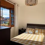 Picos - Con Jardin Holiday home *