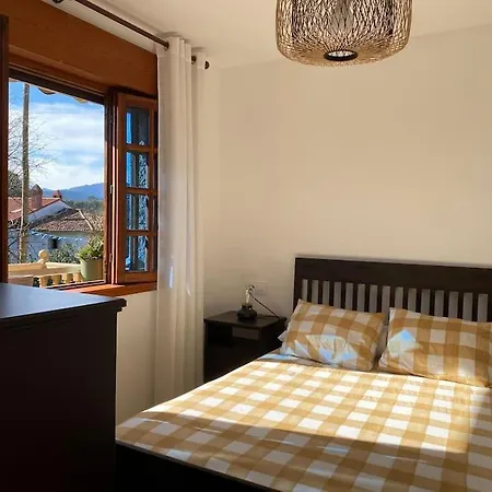 Picos - Con Jardin 度假居 *