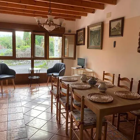 بيت للعطل Picos - Con Jardin Bricia