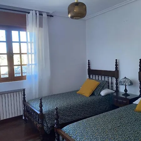 Holiday home Picos - Con Jardin